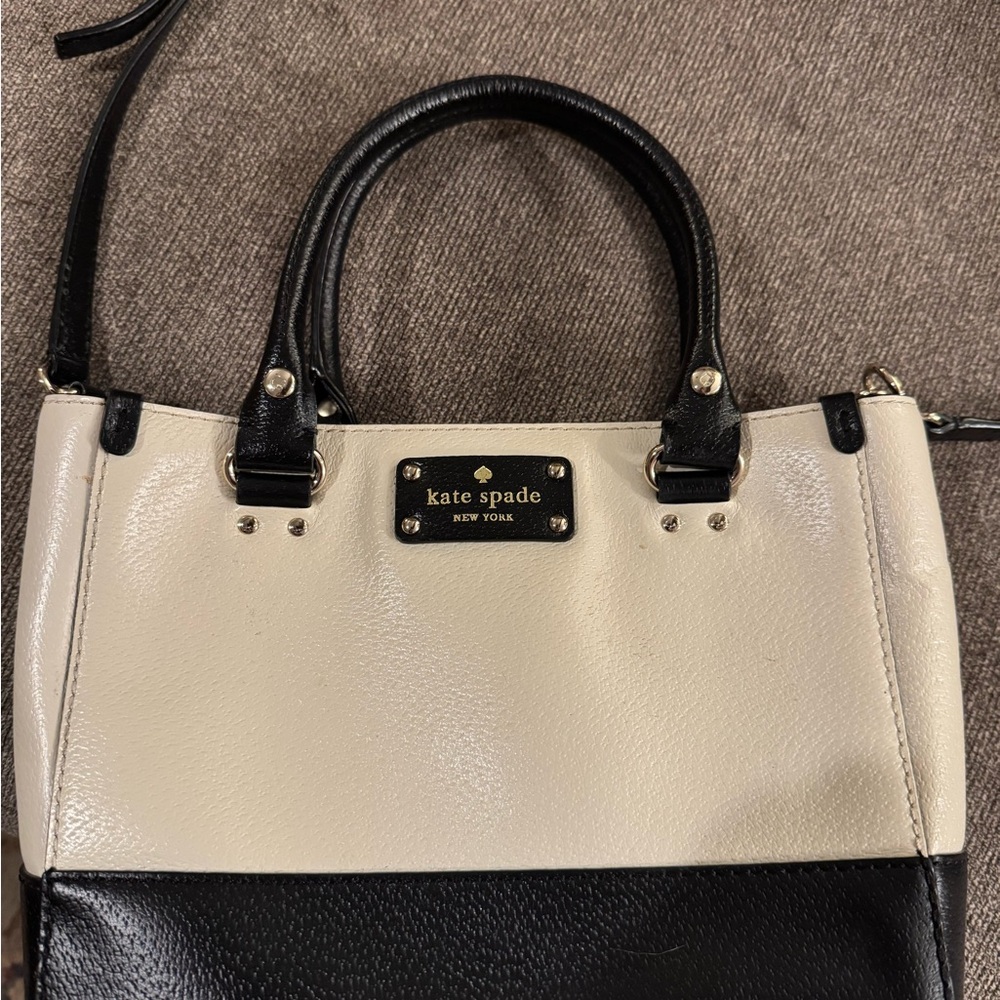 Kate Spade Black and Cream Shoulder Bag - Real